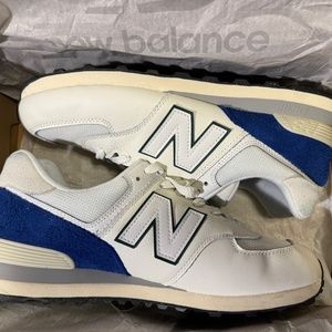 New Balance 574 V1 Core sneaker White and Royal Blue color way